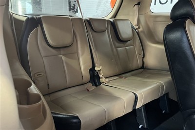 2015 Kia CARNIVAL - Thumbnail