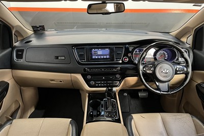 2015 Kia CARNIVAL - Thumbnail