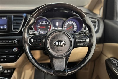 2015 Kia CARNIVAL - Thumbnail