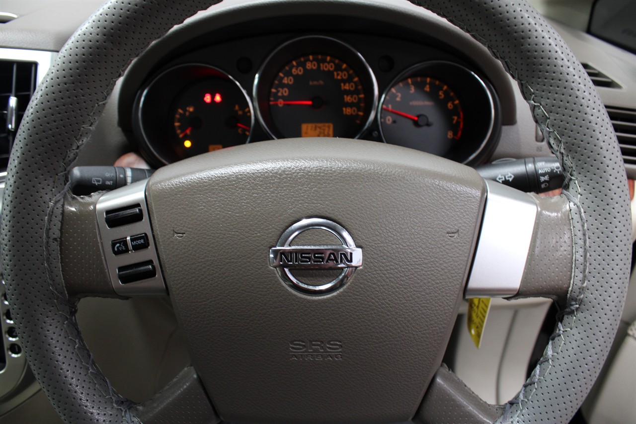 2006 Nissan Presage