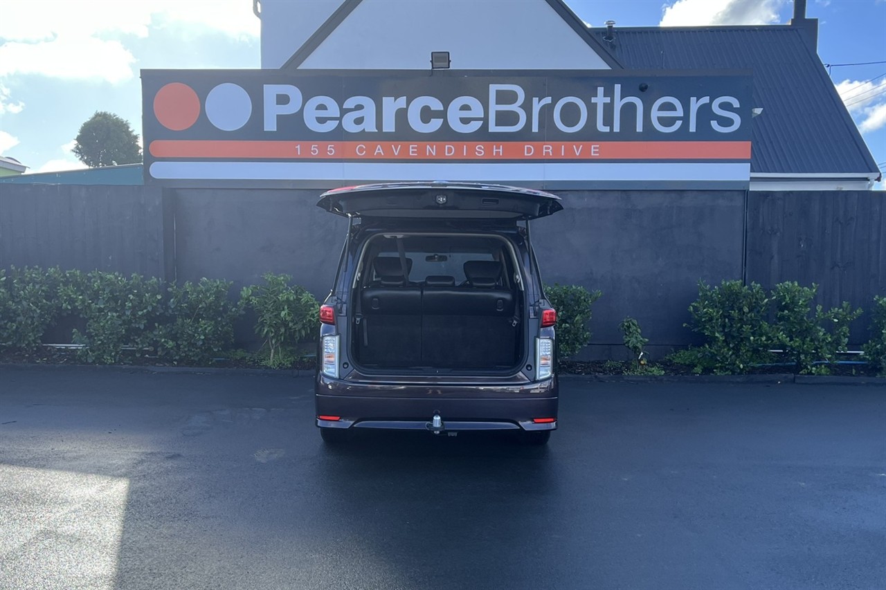 2011 Nissan Elgrand