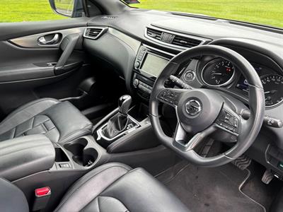 2022 Nissan QASHQAI - Thumbnail