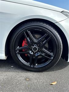 2013 Mercedes-Benz E 350 - Thumbnail