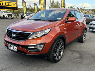 2015 Kia Sportage - Thumbnail
