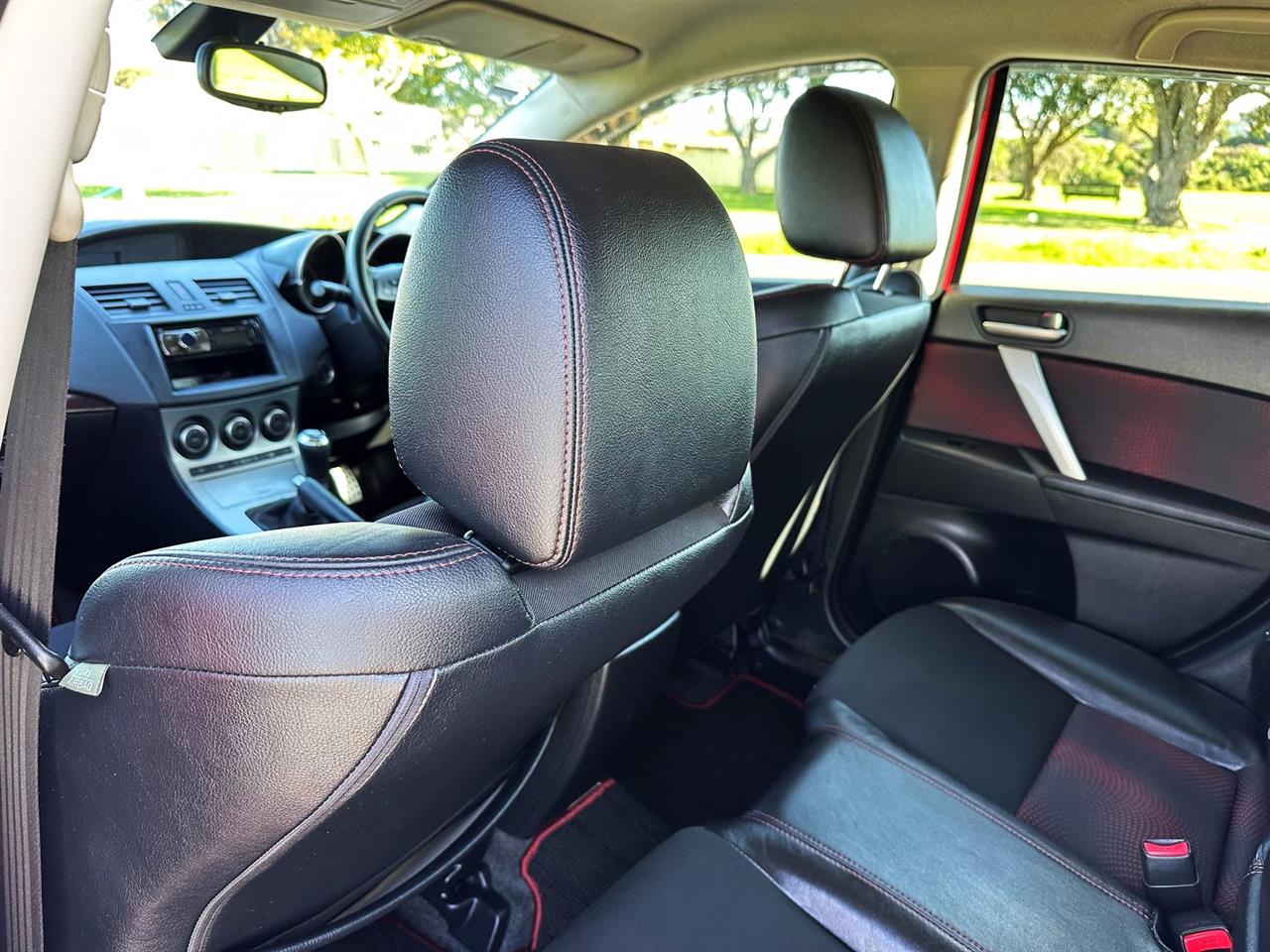 2010 Mazda Axela