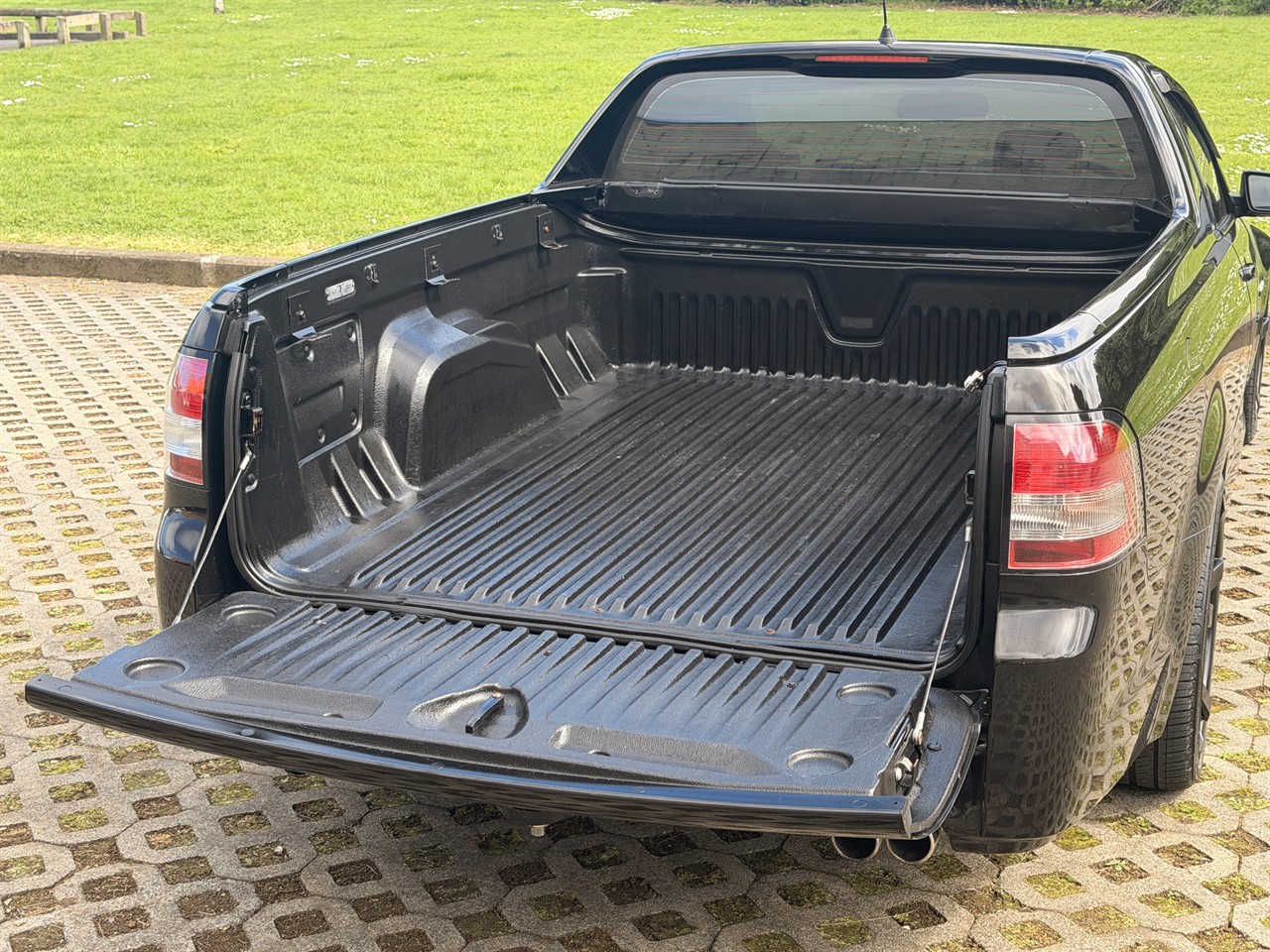 2010 Holden Commodore