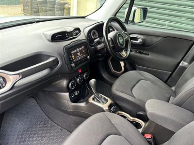 2018 Jeep Renegade - Thumbnail