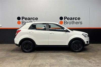 2015 Ssangyong Korando - Thumbnail
