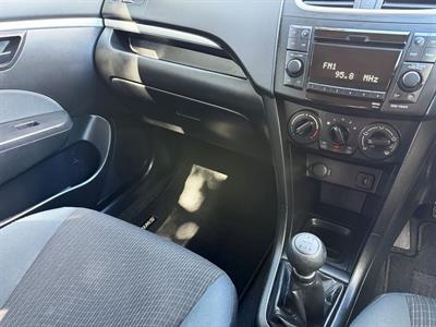 2014 Suzuki Swift - Thumbnail
