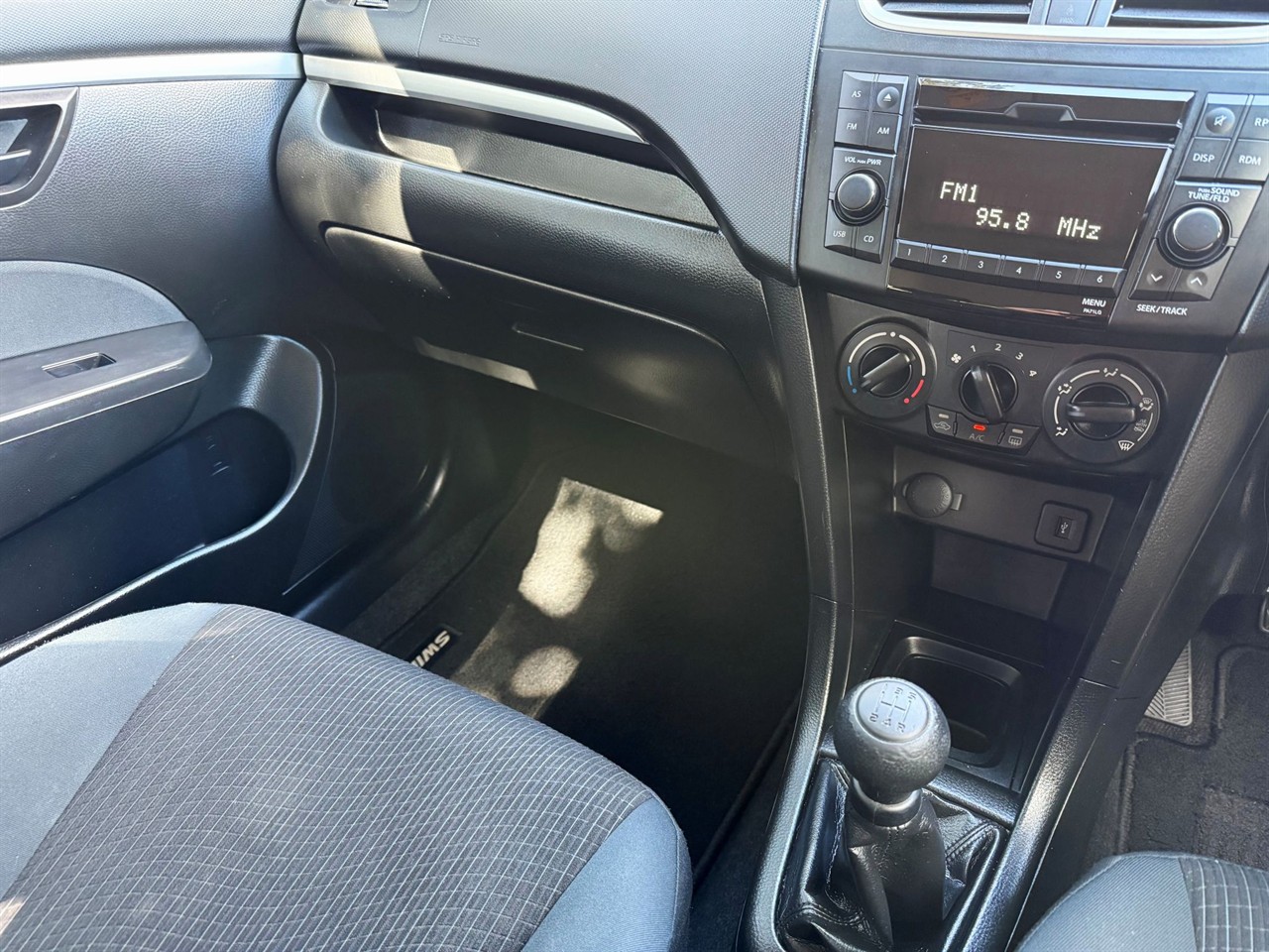 2014 Suzuki Swift