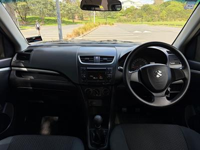 2014 Suzuki Swift - Thumbnail