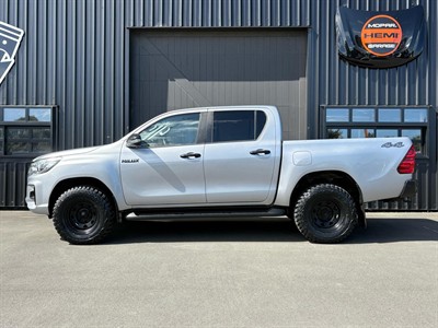 2019 Toyota Hilux - Thumbnail