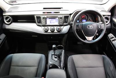2015 Toyota RAV4 - Thumbnail