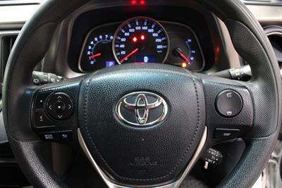 2015 Toyota RAV4 - Thumbnail