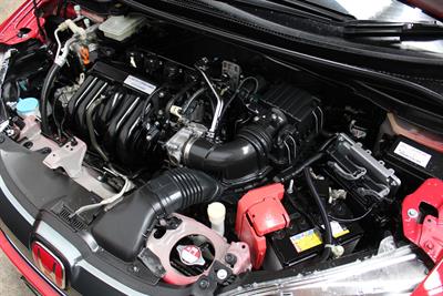 2014 Honda FIT - Thumbnail