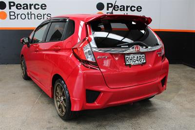 2014 Honda FIT - Thumbnail