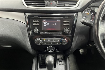 2016 Nissan Qashqai - Thumbnail