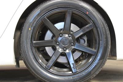 2019 Holden Commodore - Thumbnail