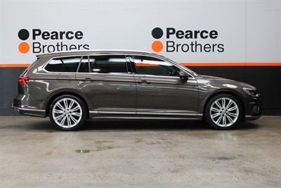 2015 Volkswagen Passat - Thumbnail