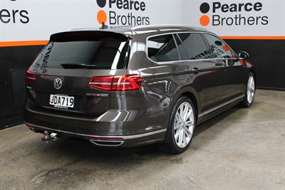 2015 Volkswagen Passat - Thumbnail