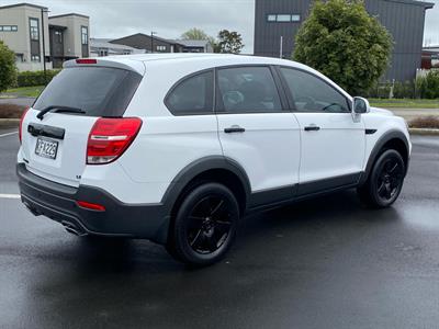 2016 Holden Captiva - Thumbnail