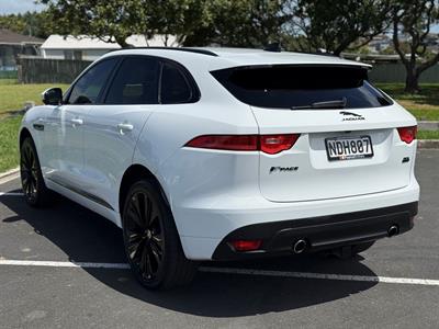 2020 Jaguar F-Pace - Thumbnail