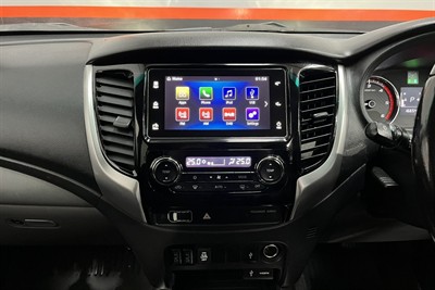 2018 Mitsubishi Triton - Thumbnail