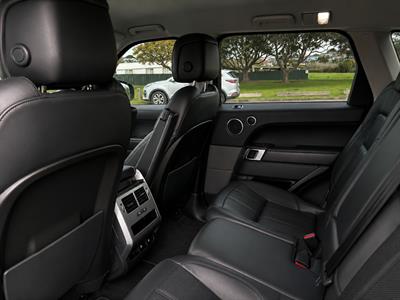 2018 Land Rover Range Rover Sport - Thumbnail