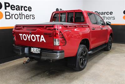 2018 Toyota Hilux - Thumbnail