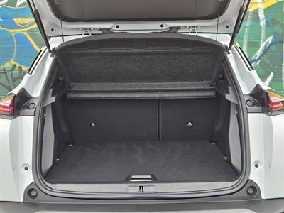 2024 Peugeot 2008 - Thumbnail