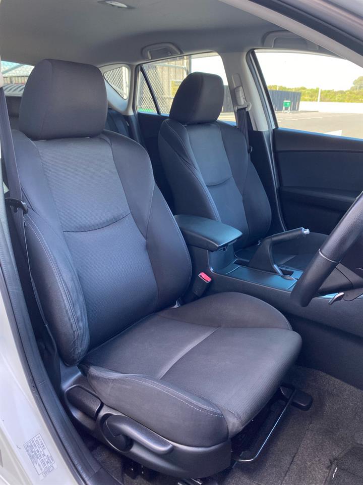 2011 Mazda Axela