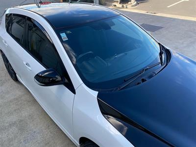 2011 Mazda Axela - Thumbnail