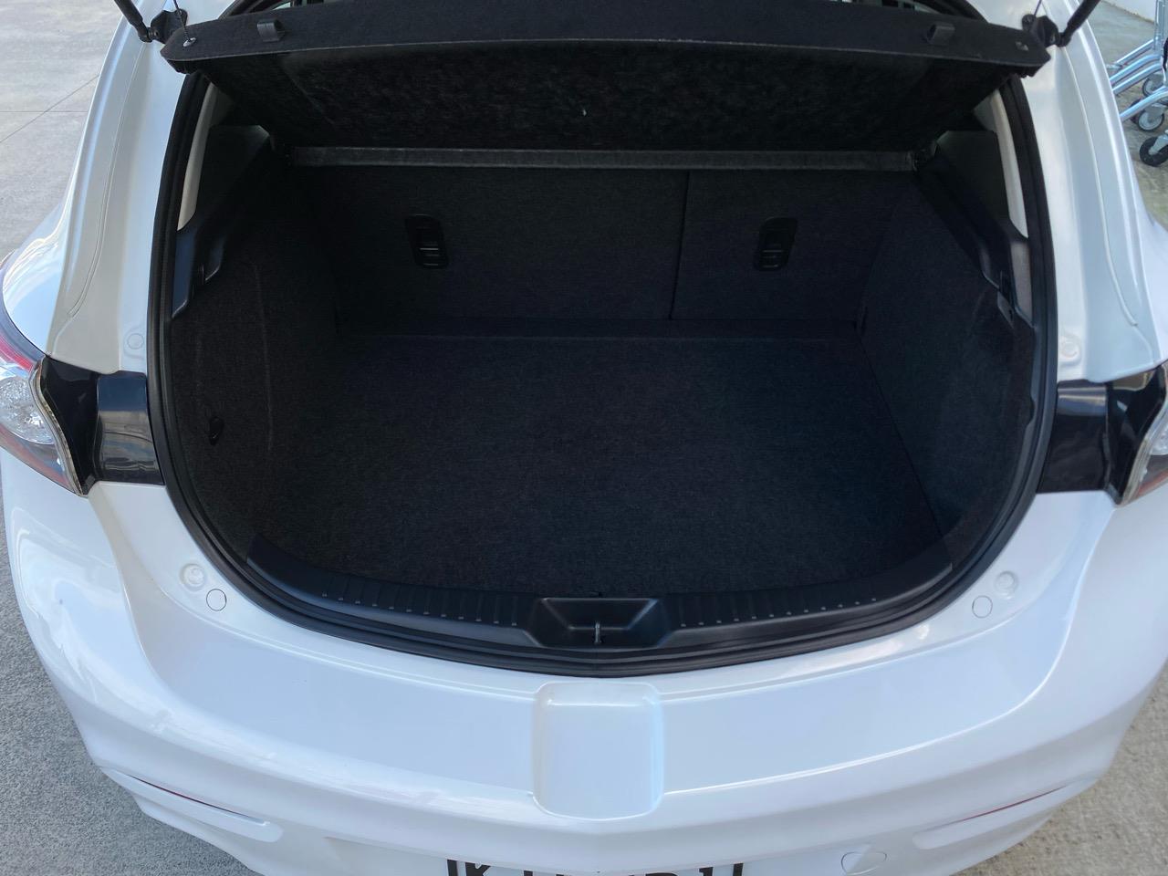 2011 Mazda Axela
