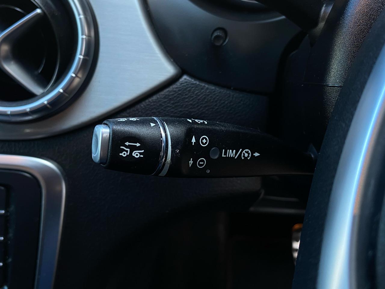 2015 Mercedes-Benz Cla180