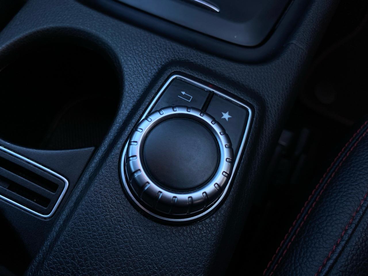 2015 Mercedes-Benz Cla180