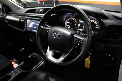 2021 Toyota Hilux - Thumbnail