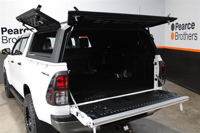 2021 Toyota Hilux - Thumbnail