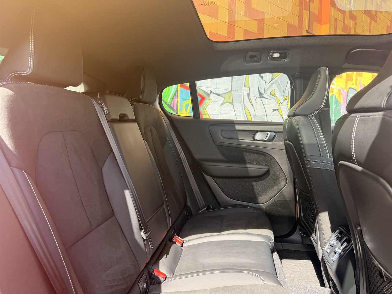 2022 Volvo C40