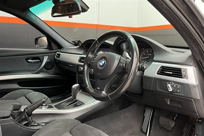 2009 BMW 325I - Thumbnail