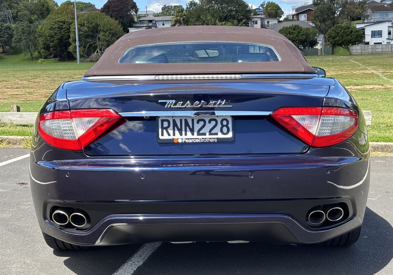 2016 Maserati GranCabrio