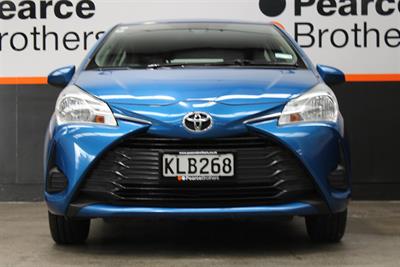 2017 Toyota YARIS - Thumbnail