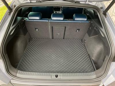 2023 Cupra Formentor - Thumbnail