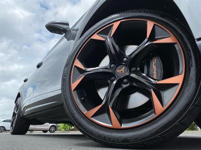 2023 Cupra Formentor - Thumbnail