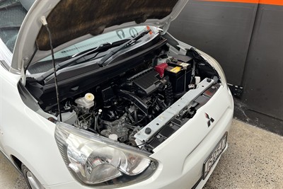 2016 Mitsubishi MIRAGE - Thumbnail