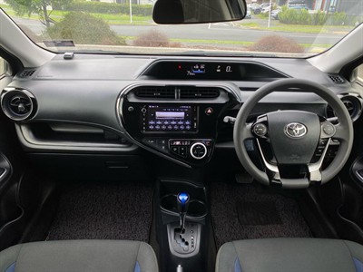 2020 Toyota Aqua - Thumbnail