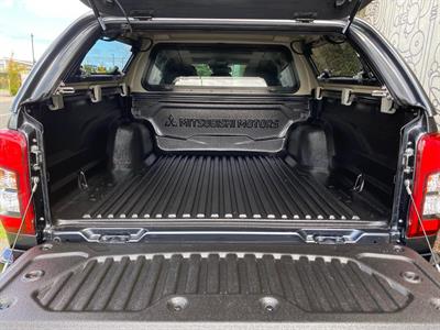 2020 Mitsubishi Triton - Thumbnail