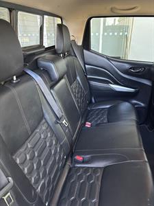 2021 Nissan Navara - Thumbnail