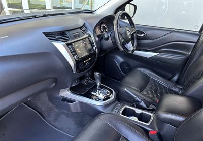 2021 Nissan Navara - Thumbnail
