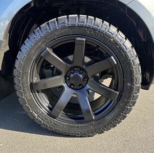2021 Nissan Navara - Thumbnail