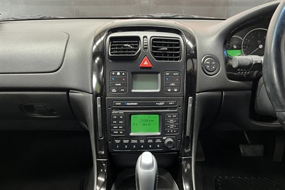 2005 Holden Commodore - Thumbnail